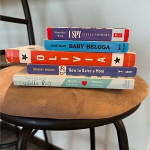 📚 Children’s Book bundle.  FIVE books for price of one.  Gently used .